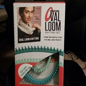 Ultimate Oval Loom Knitting Set